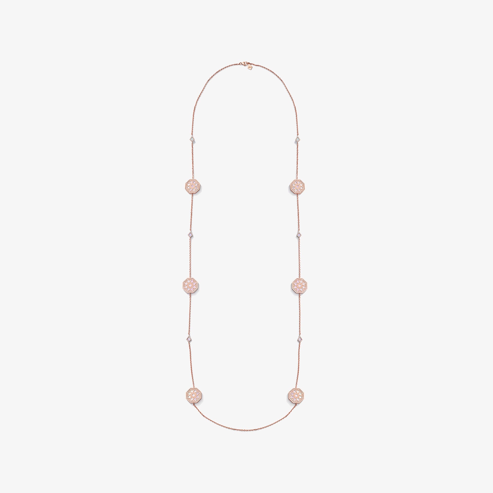 عقد من اللؤلؤ الطبيعي من مجموعة كلاسيك تراث