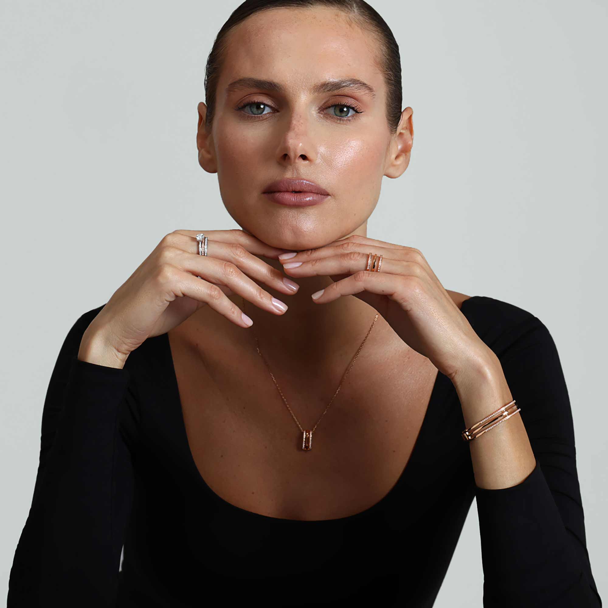 خاتم ماسي من الذهب الابيض من ودّ