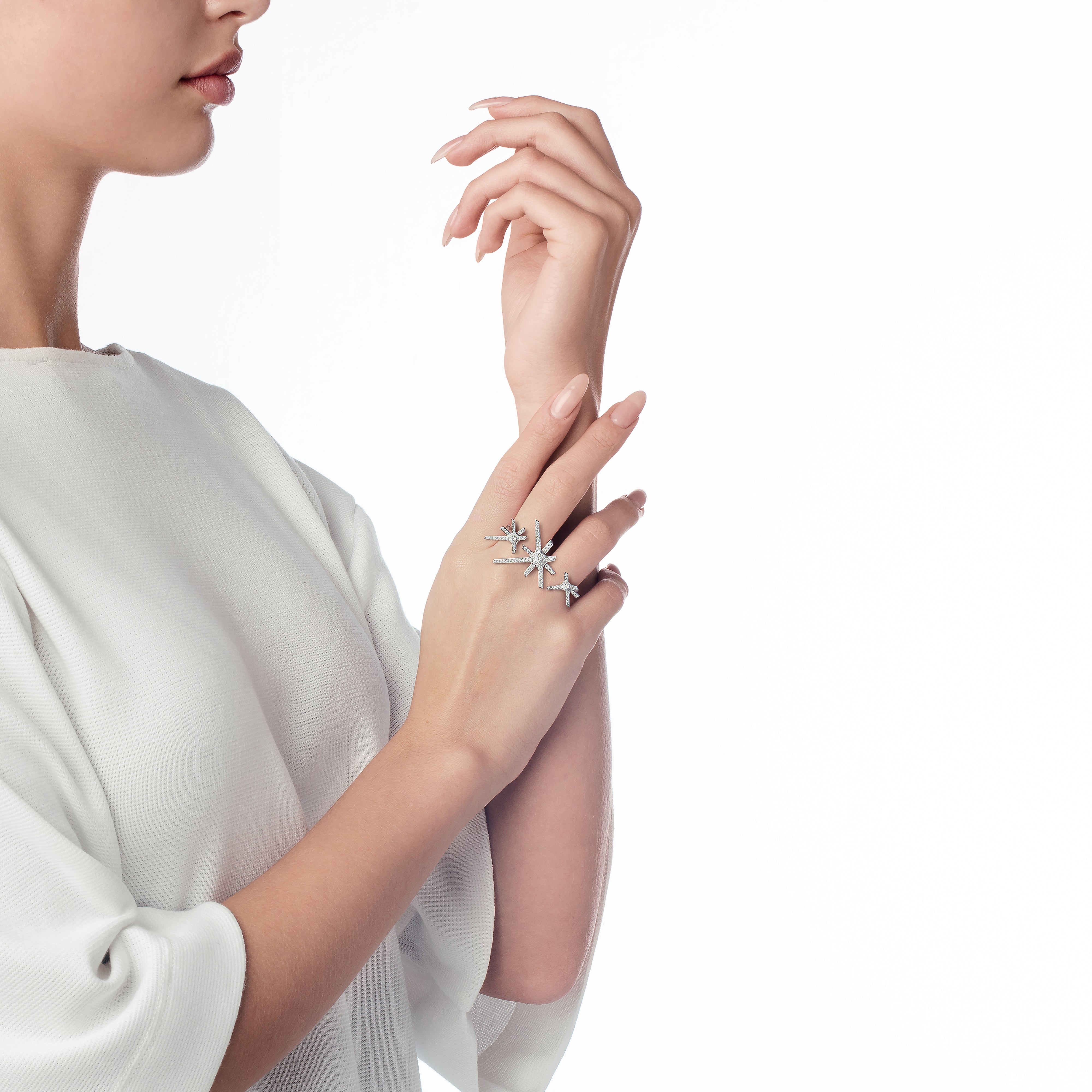 Daw Diamond Between the Finger Ring - Samra Jewellery - Diamond Jewellery - DAW