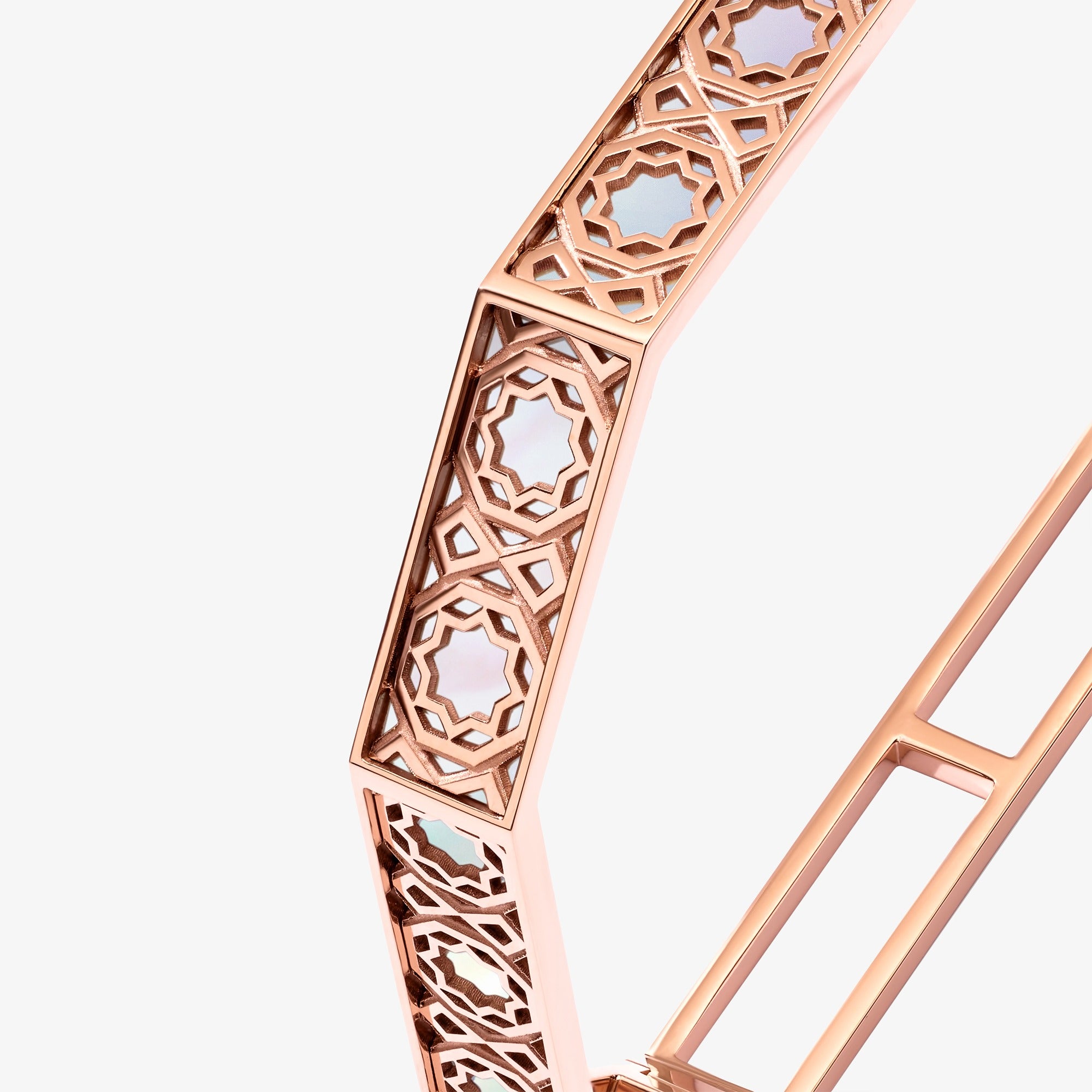 سوار من مجموعة عود تراث