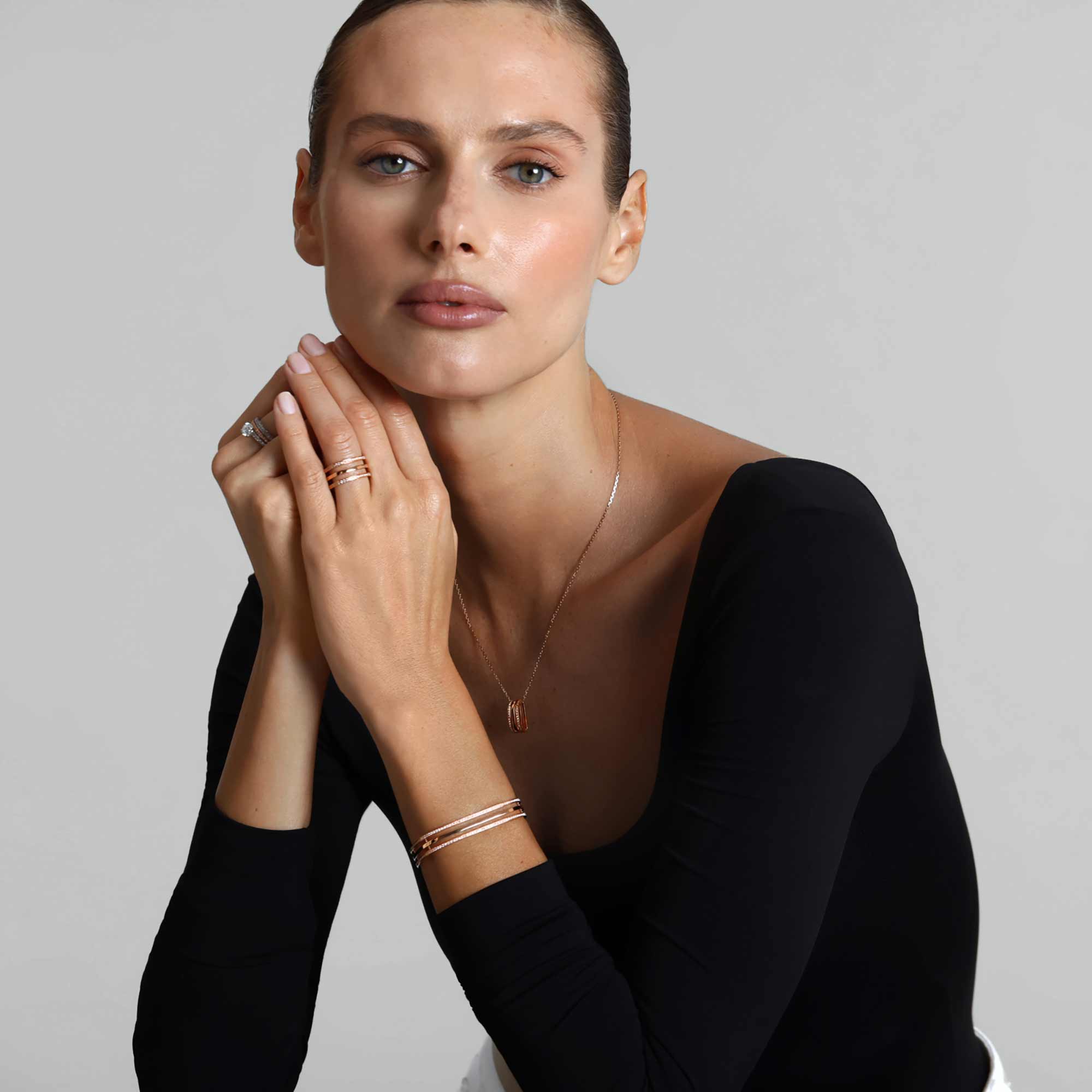 ّسوار ماسي من الذهب الزهري من ود