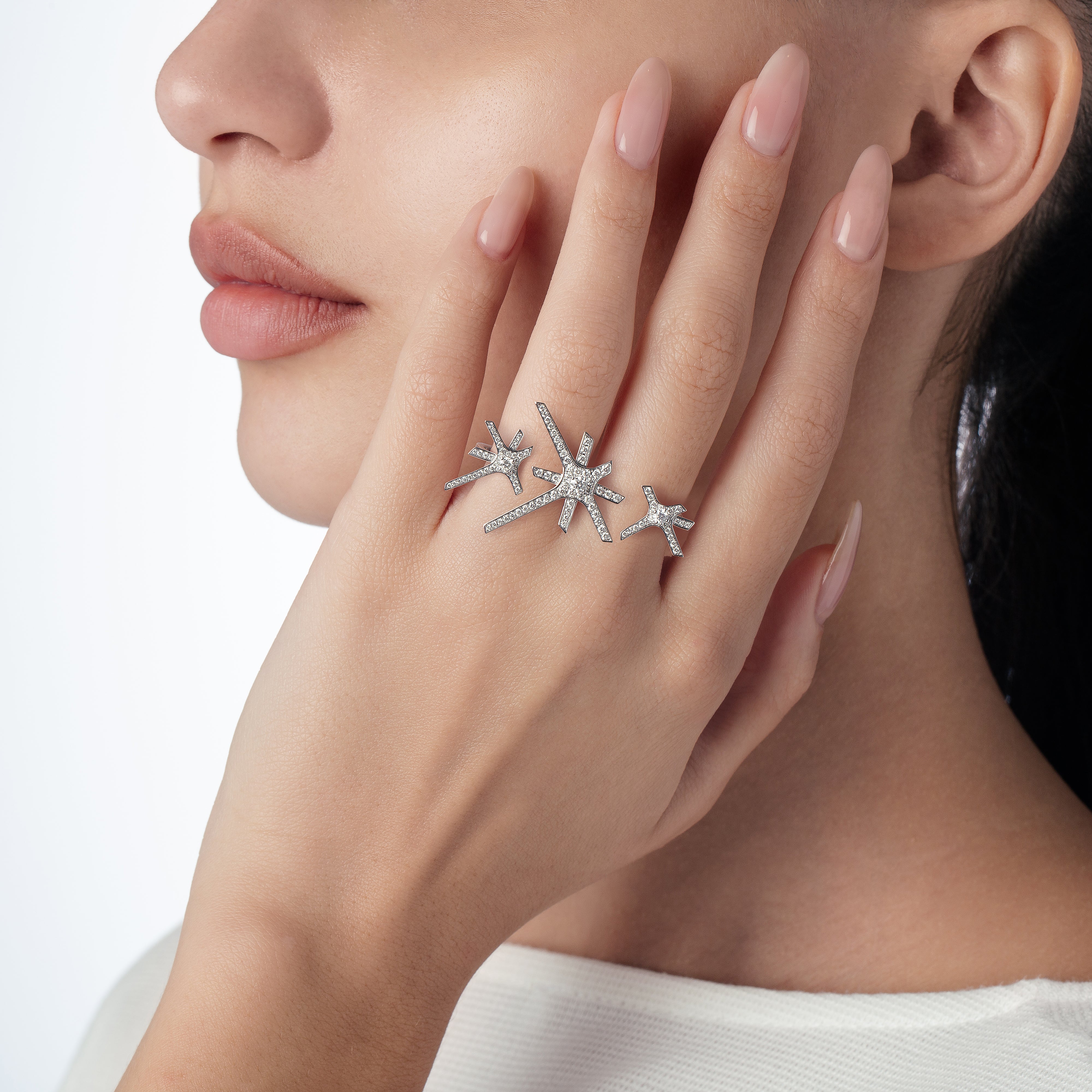 Daw Diamond Between the Finger Ring - Samra Jewellery - Diamond Jewellery - DAW
